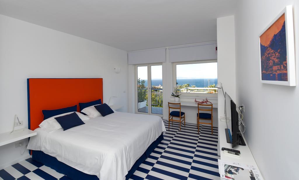 3 Suites View Сорренто Номер фото