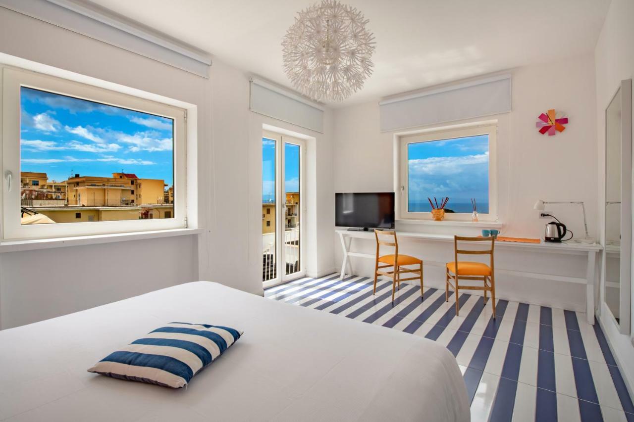 3 Suites View Сорренто Экстерьер фото